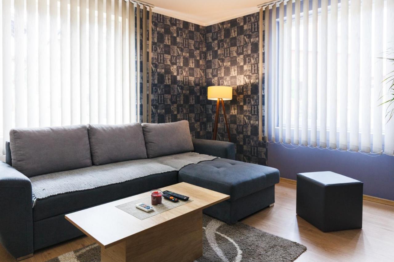 Apartments Nana Golubac Buitenkant foto